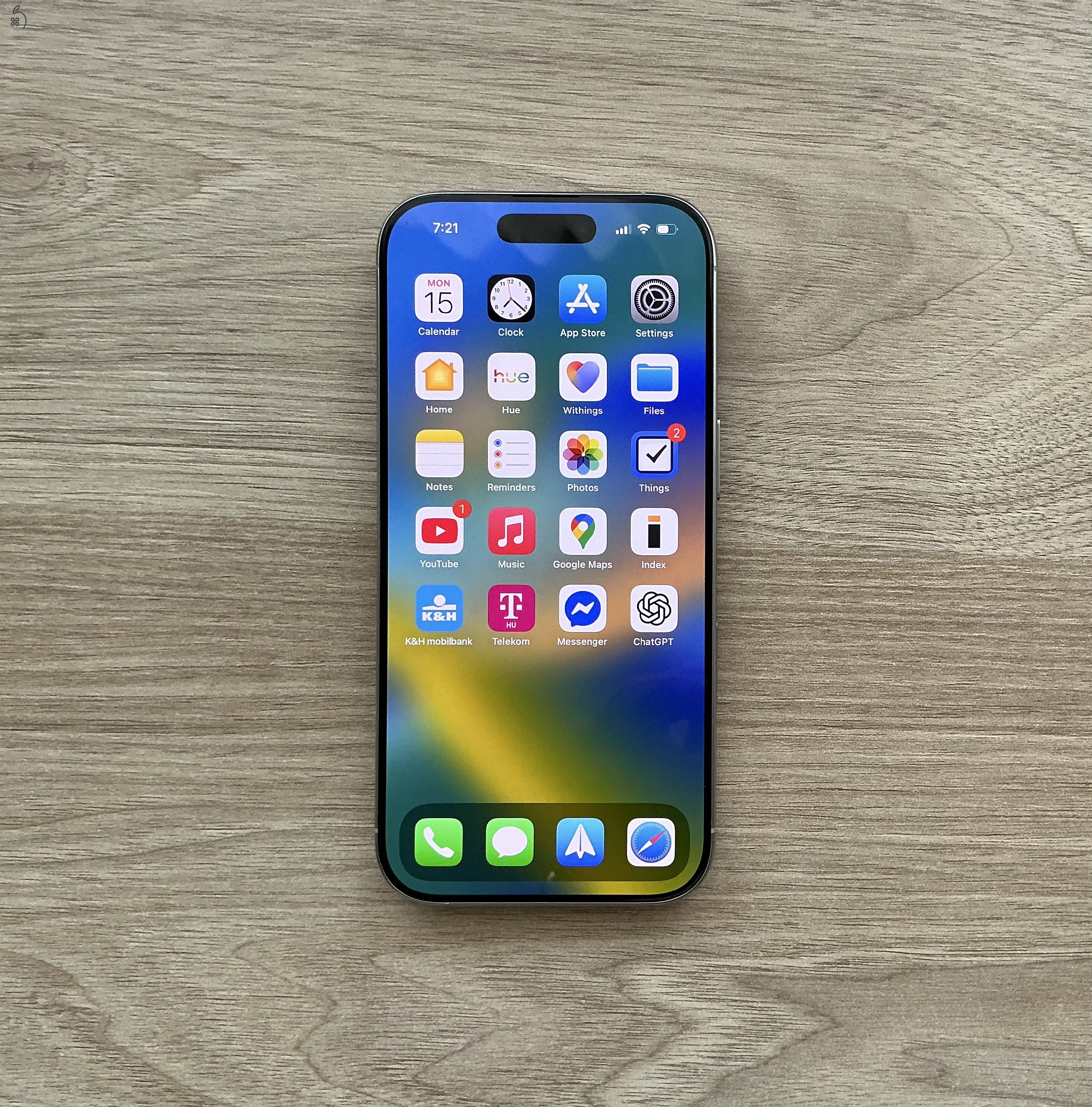 iPhone 16 Pro (fehér titán, 256 GB, 100% akku)