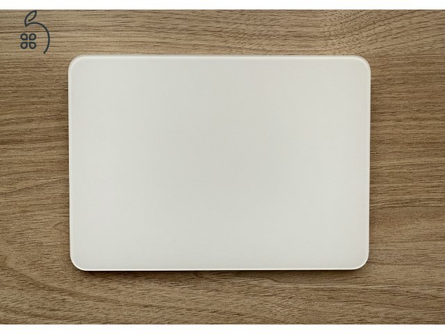 Magic Keyboard Touch ID  és Magic Trackpad 
