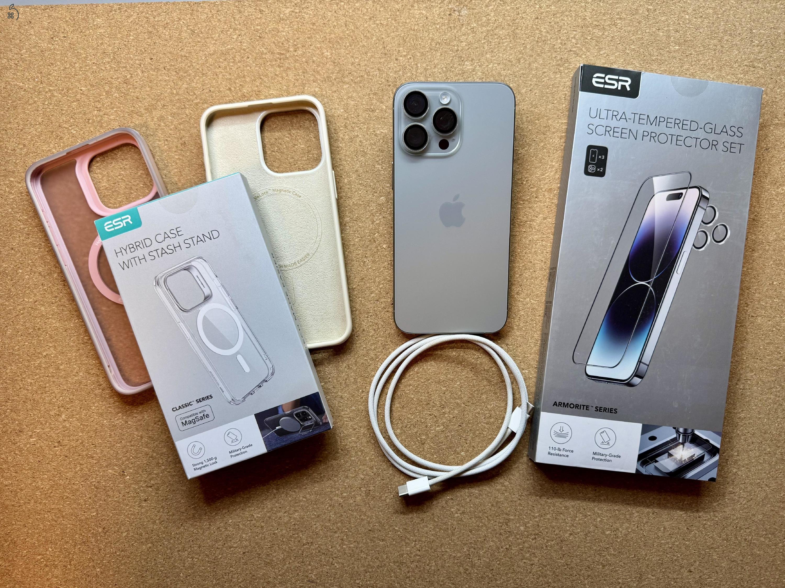 iPhone 15 Pro Max 256 GB – Natúr Titán – karcmentes + AppleCare+ 2025.10.31-ig + sok extra