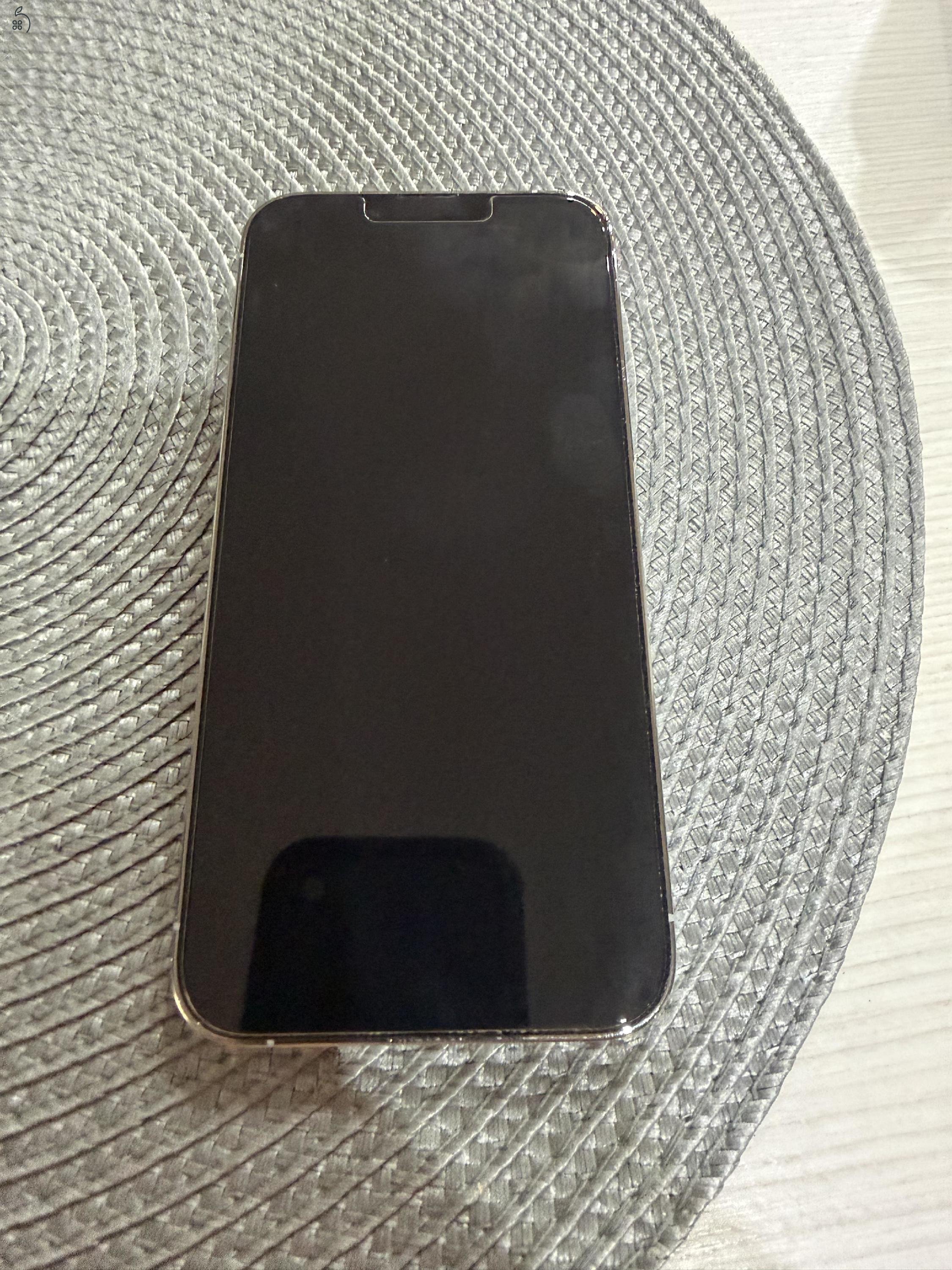 Eladó használd fehér Iphone 13 Pro, 256 GB
