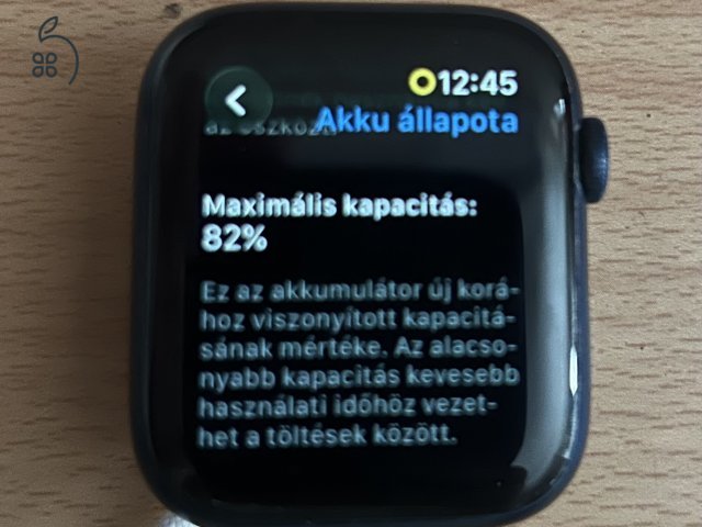 Szép állapotú Watch6, sok kiegészítővel