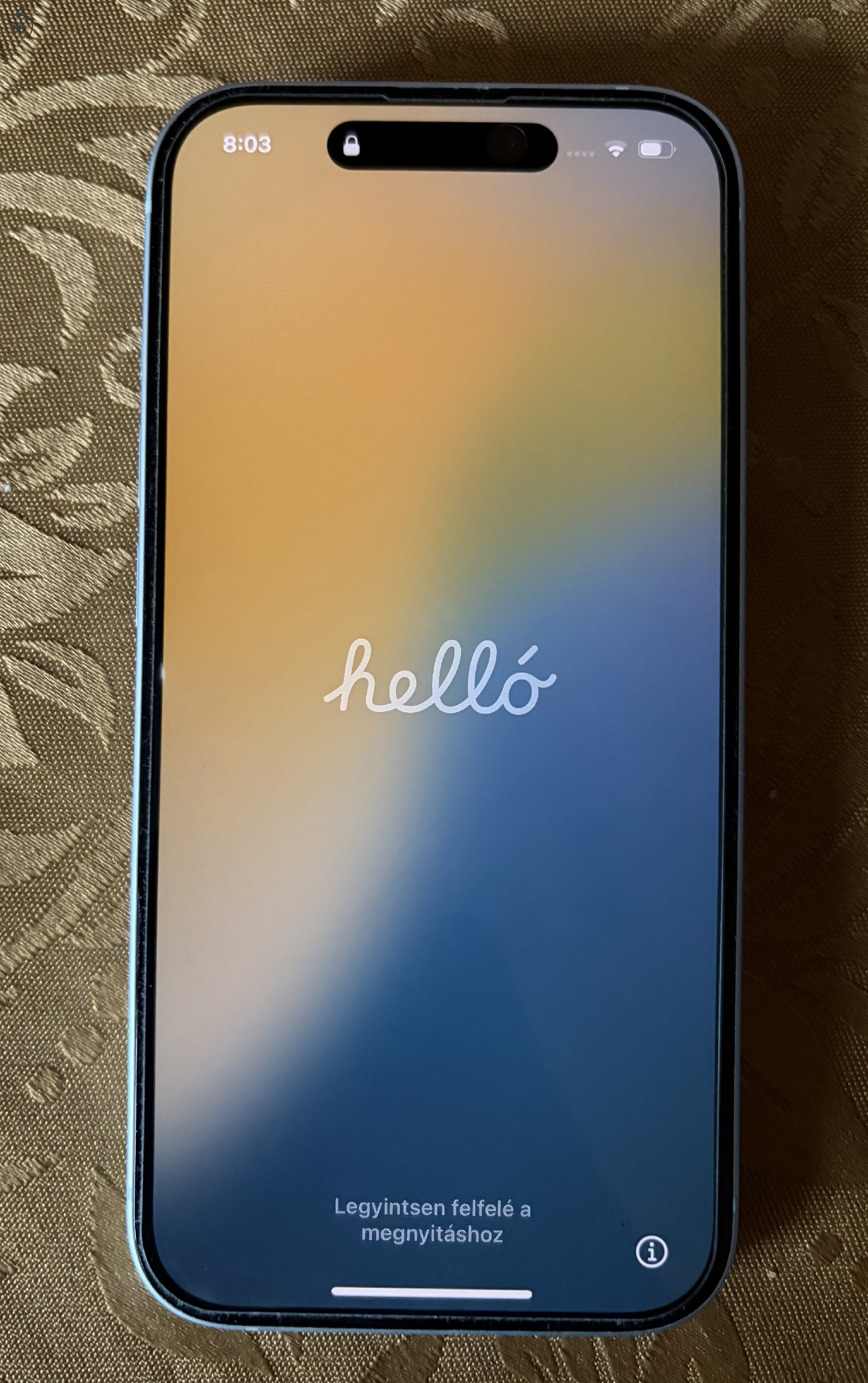 Újszerű, használt 128 GB Iphone 15 eladó