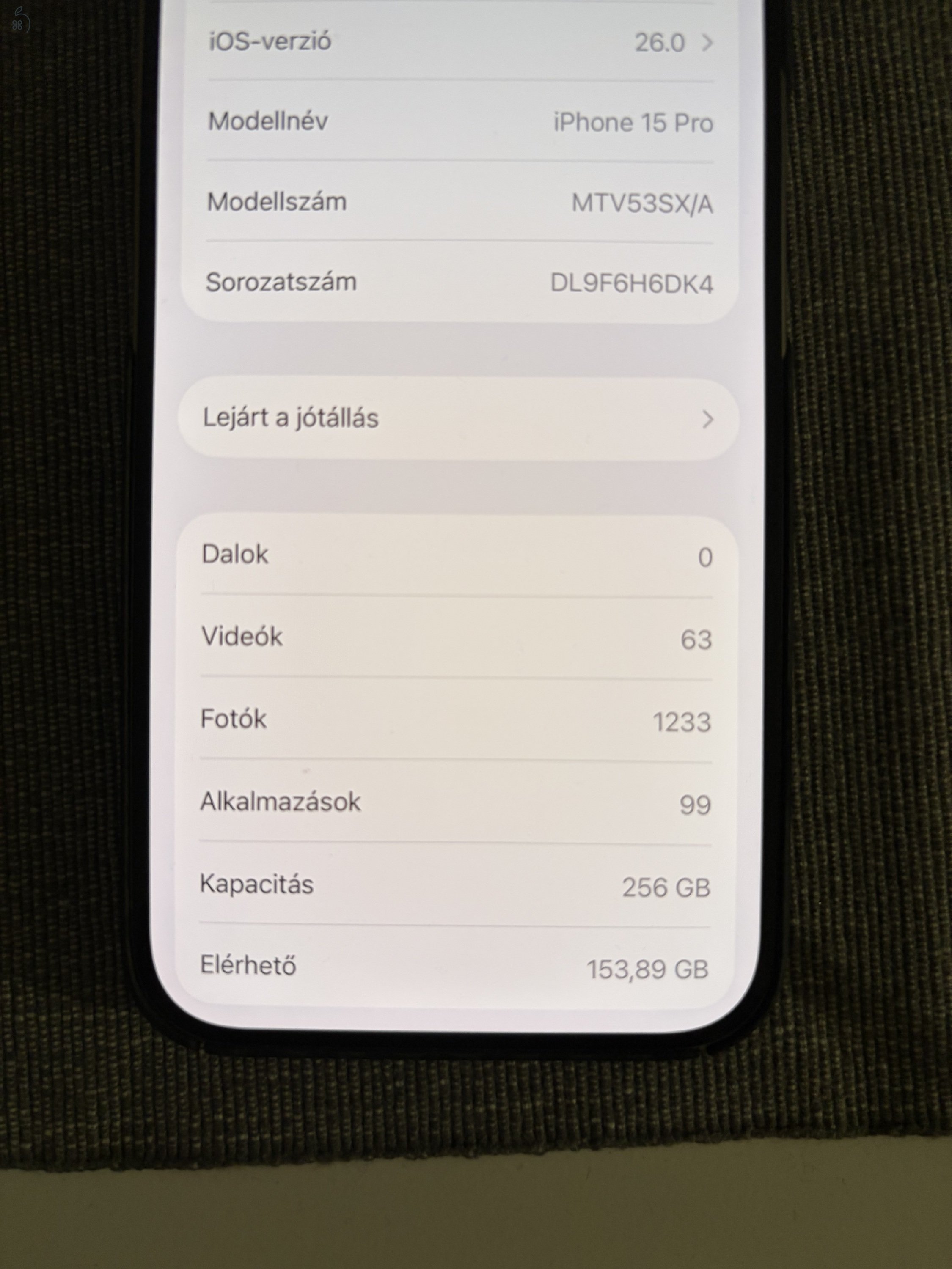 Újszerű iPhone 15PRO 256, 88%akku - Tactical tokkal