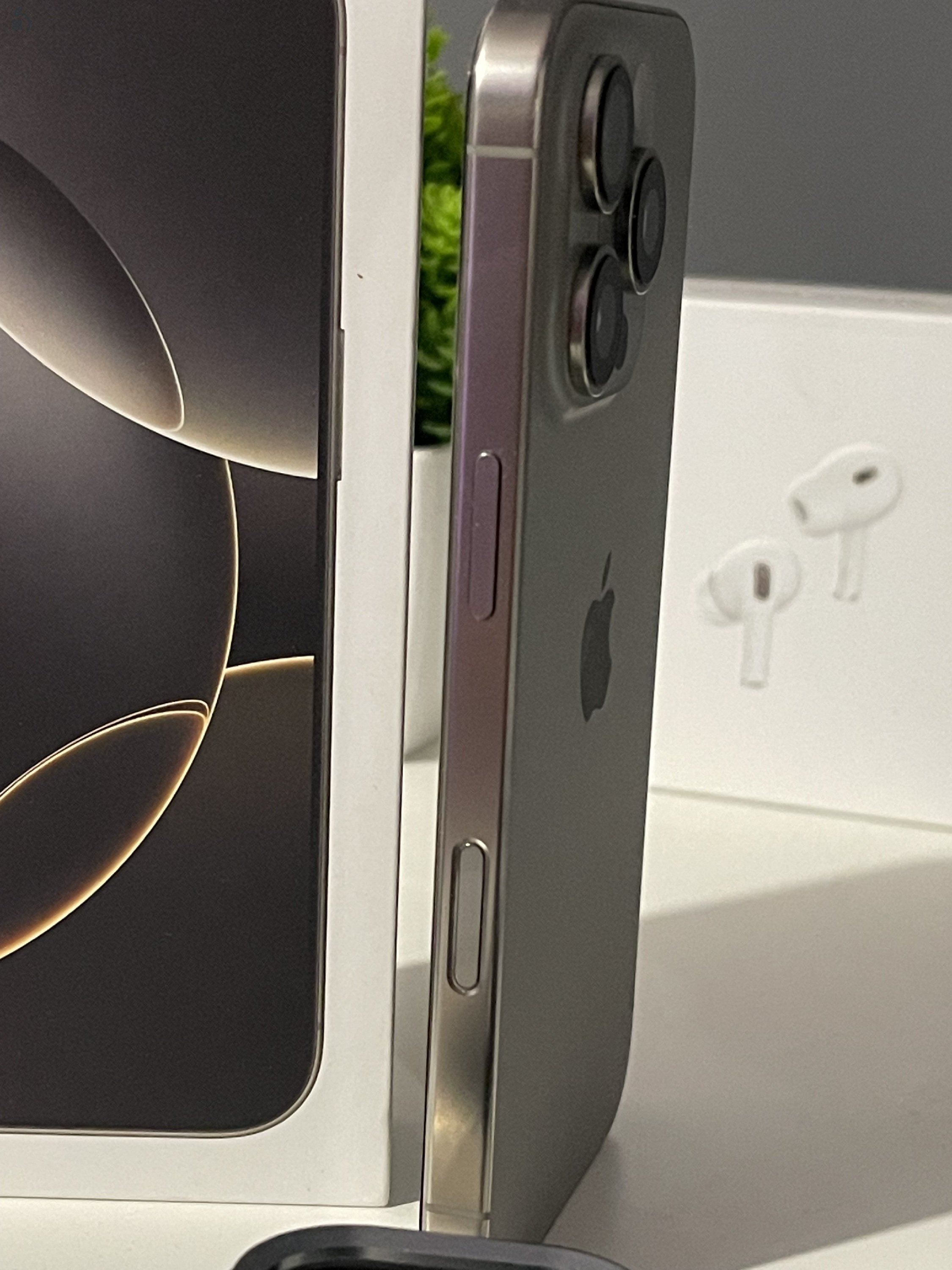 iPhone 16 Pro 128Gb Natural Titanium Kártyafüggetlen