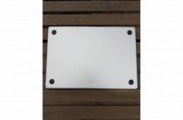 Ezüst Macbook pro M1 max 16”
