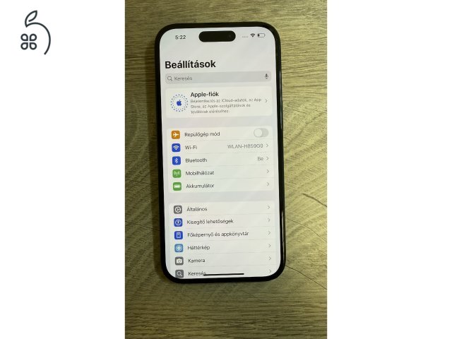 Kártyafüggetlen, hibátlan iPhone 15 128 GB.