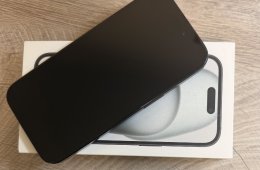 Kártyafüggetlen, hibátlan iPhone 15 128 GB.