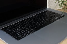 Apple Macbook Air 15