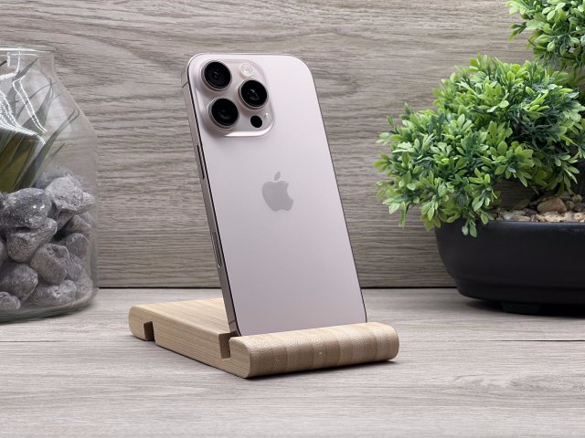 Hibátlan iPhone 16 Pro Desert Titanium 256GB 2 ÉV Garanciával Számlával 100% Akksi
