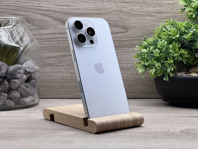 Hibátlan iPhone 16 Pro White Titanium 256GB 2 ÉV Garanciával Számlával 95% Akksi