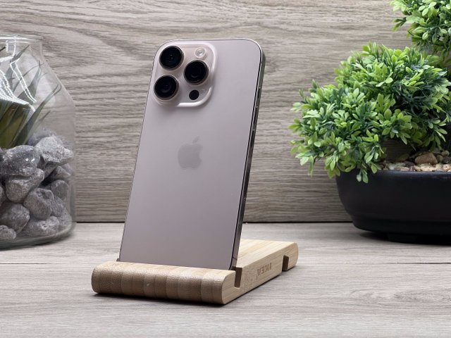 Hibátlan iPhone 16 Pro Desert Titanium 256GB 2 ÉV Garanciával Számlával 100% Akksi
