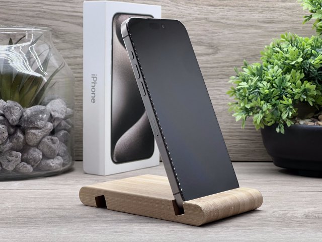iPhone 15 Pro Max Natural Titanium 256GB 2 ÉV Garanciával Számlával 93% Akksi