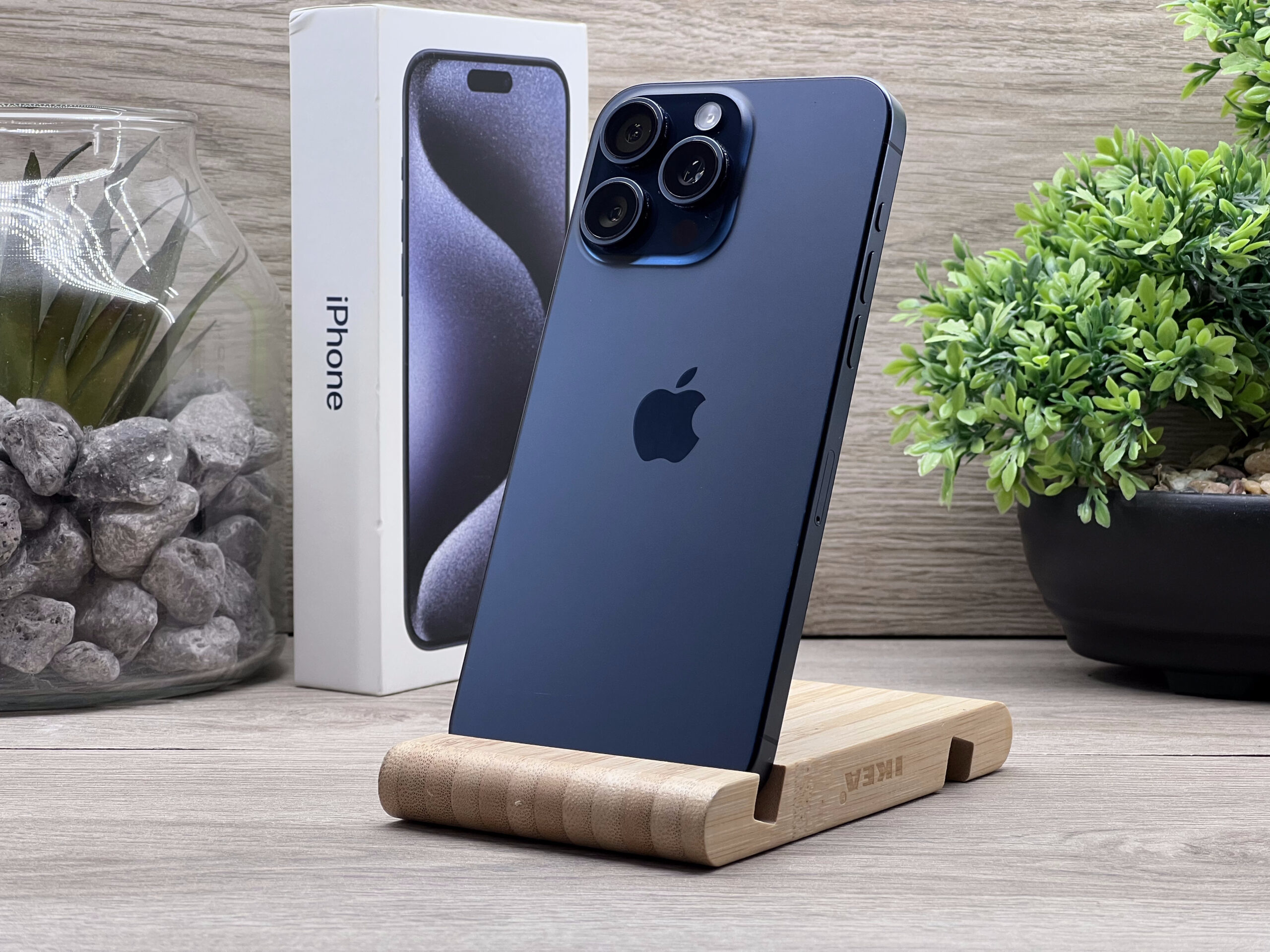 iPhone 15 Pro Max Blue Titanium 256GB 2 ÉV Garanciával Számlával 91% Akksi