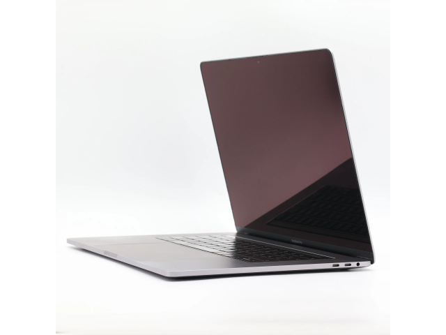 1 év garanciával! Felújított Apple Macbook PRO i7 2018 512 GB Space Gray