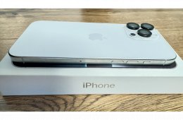 iPhone 16 Pro Max – 512 GB – White Titanium – 100% Akku – Kártyafüggetlen – Hibátlan + 3 MagSafe tok