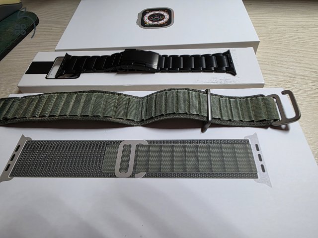 Apple Watch ultra 1 gyári és titanium szíjjal eladó 