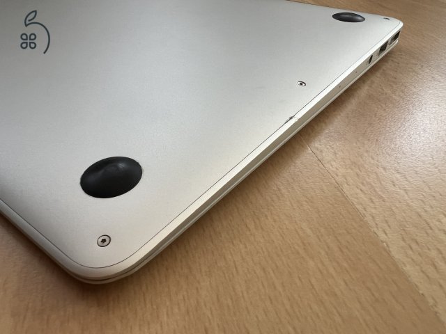 MacBook Air 2015 i5/8gb/512gb szép állapotban