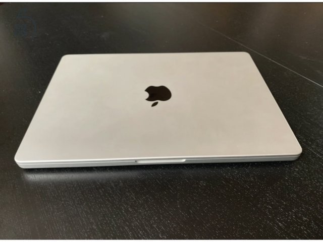 Apple MacBook Pro M1 (2021)