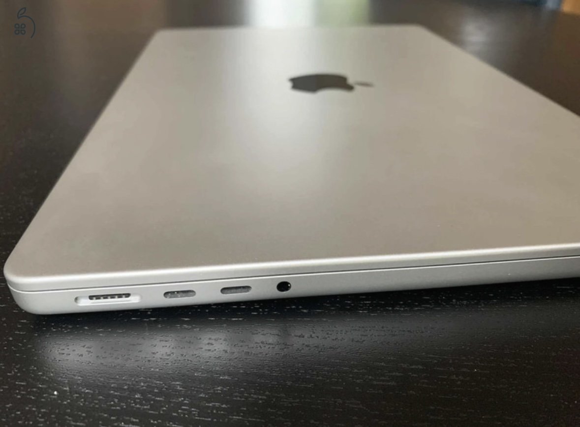 Apple MacBook Pro M1 (2021)