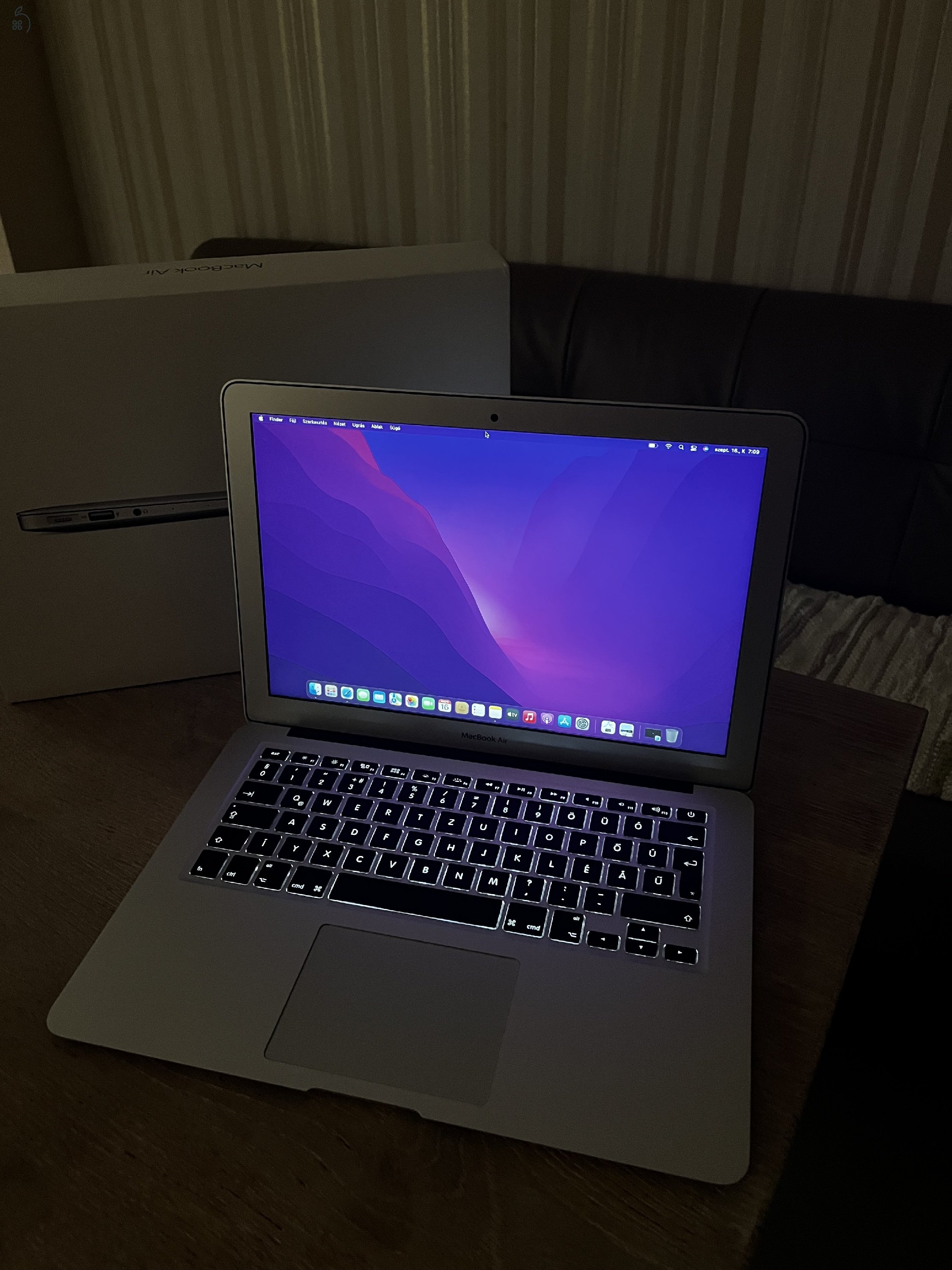 Apple MacBook  90 ciklussal