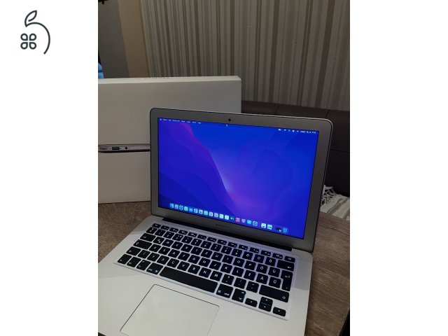 Apple MacBook  90 ciklussal