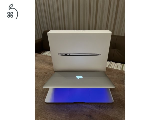 Apple MacBook  90 ciklussal