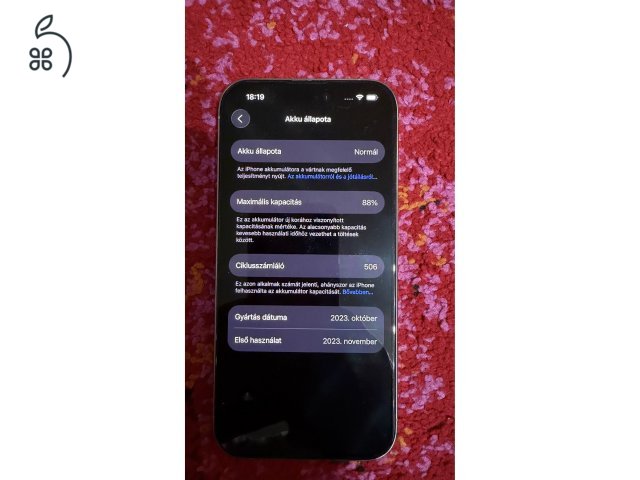 Újszerű gyönyörű Iphone 15pro