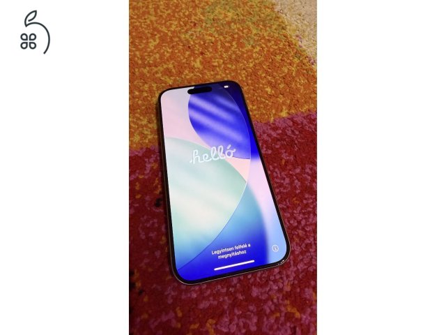 Újszerű gyönyörű Iphone 15pro