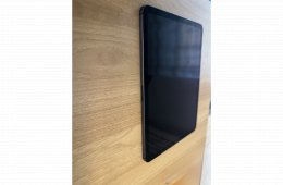 Apple ipad air 5th gen. 64gb wifi+cell