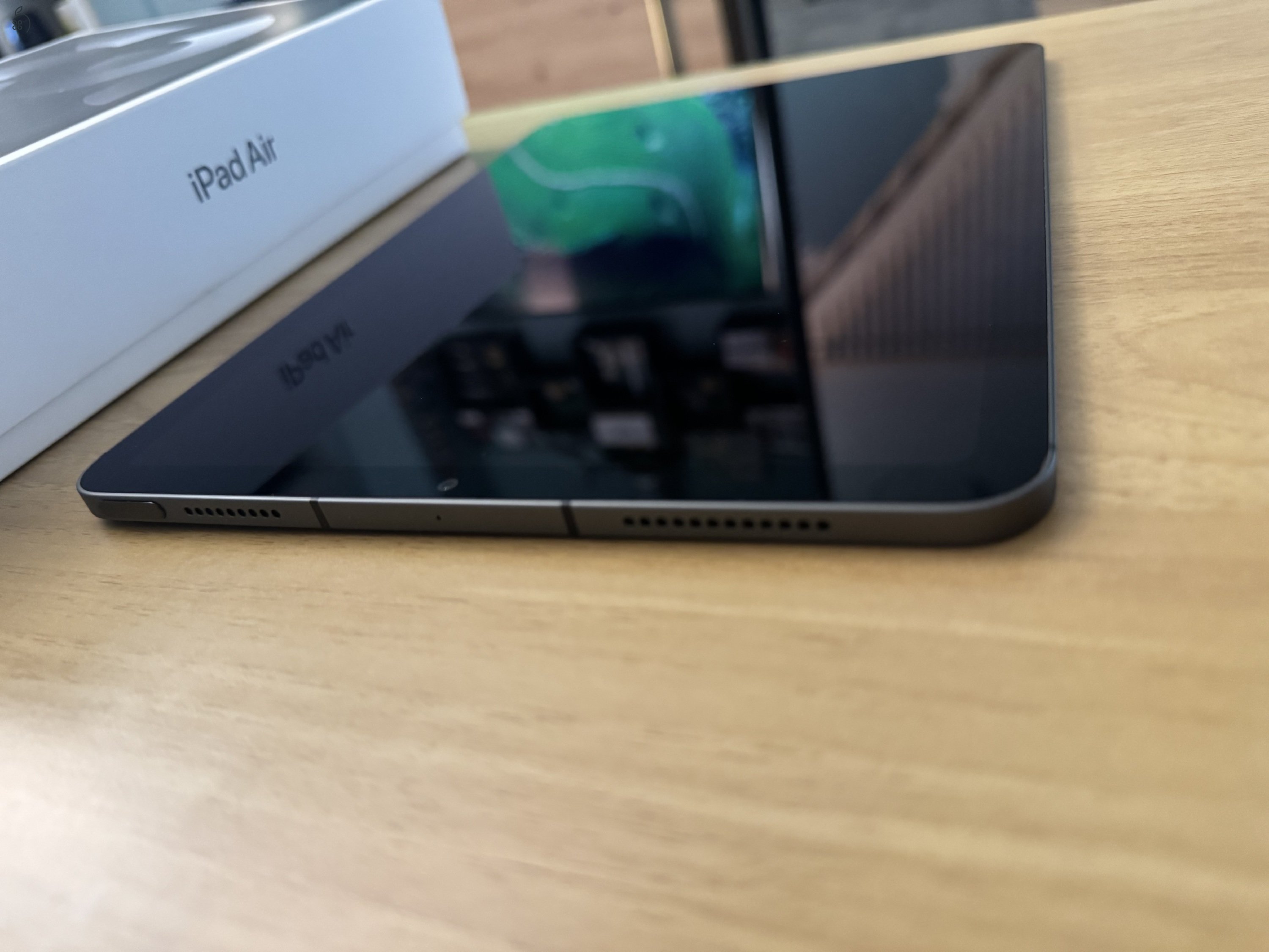 Apple ipad air 5th gen. 64gb wifi+cell