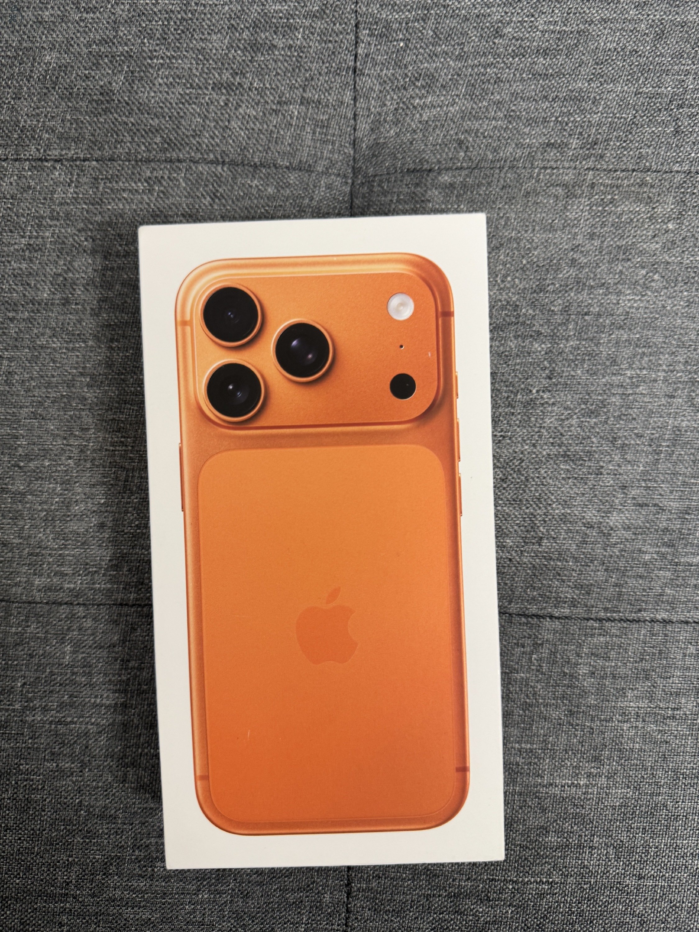17 Pro 256Gb sárga, független, Apple Store vásárlás!