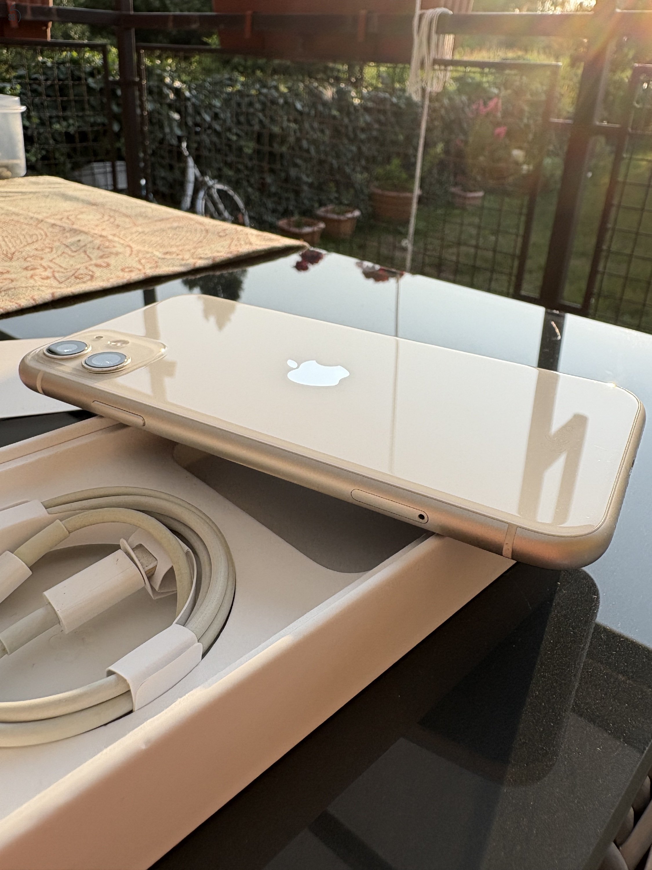 IPhone 11 fehér