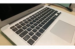 Macbook Air (2015) 13”