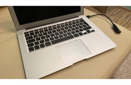 Macbook Air (2015) 13”