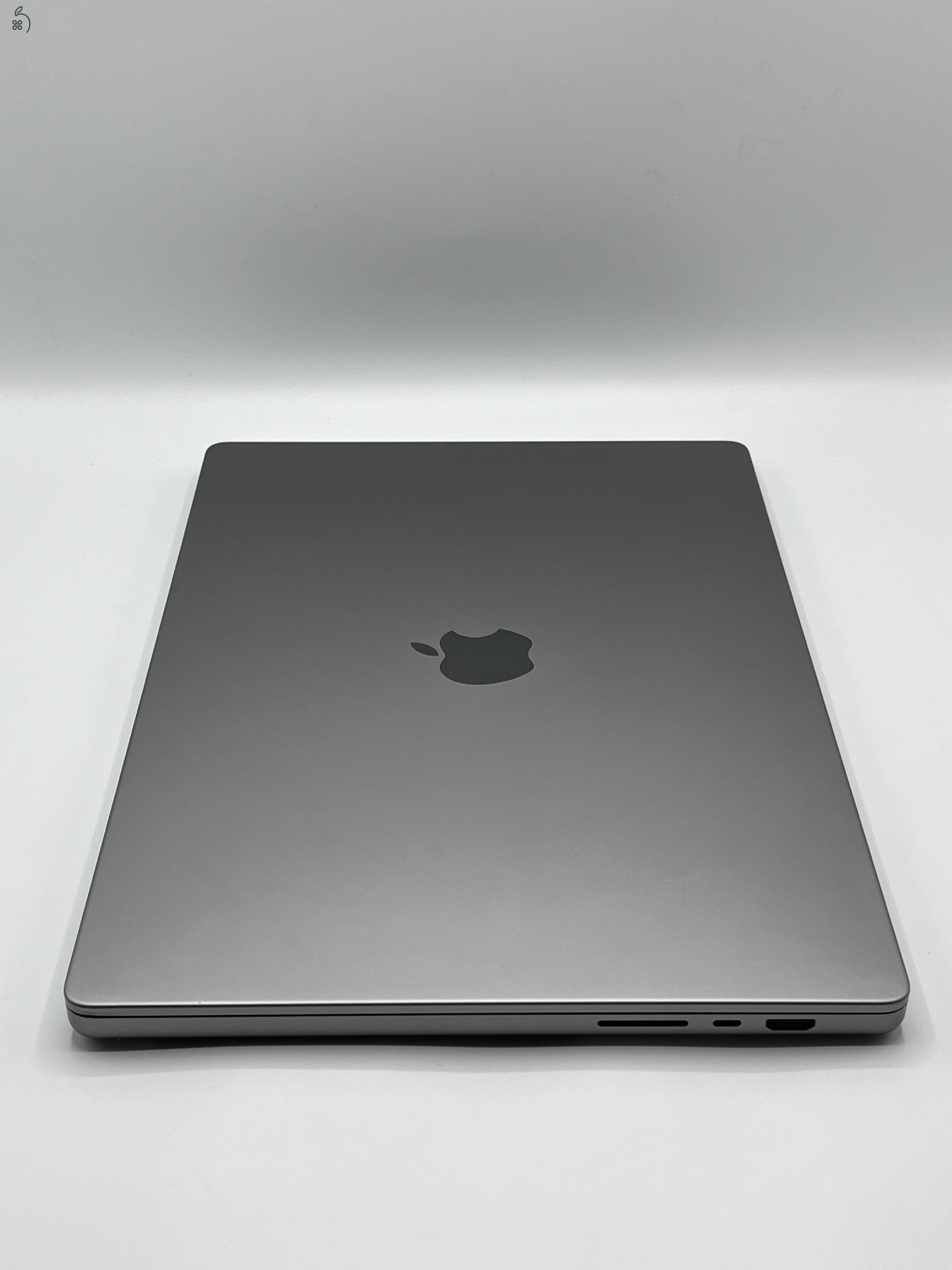  MacBook  pro m1 32gb  ram 512gb ssd 27% Áfás 