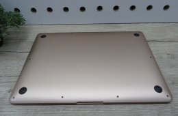 Apple MacBook Air 13” (2018, Retina) – Pehelykönnyű, megbízható mindennapokra – 8/256 – Használt, megkímélt – 82% akku (320 ciklus) – Garancia 3 hónap