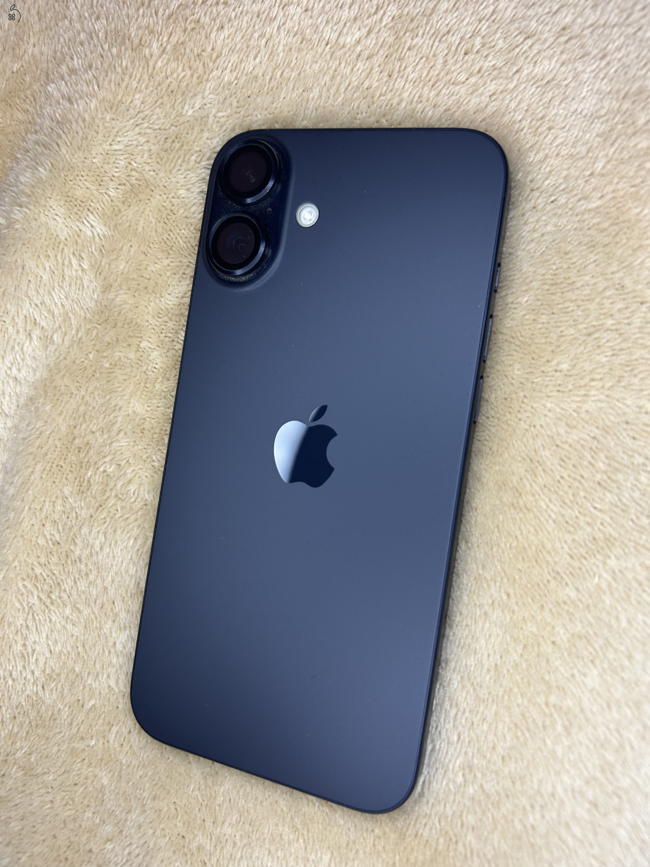 Iphone 16 plus 256 gb Fekete