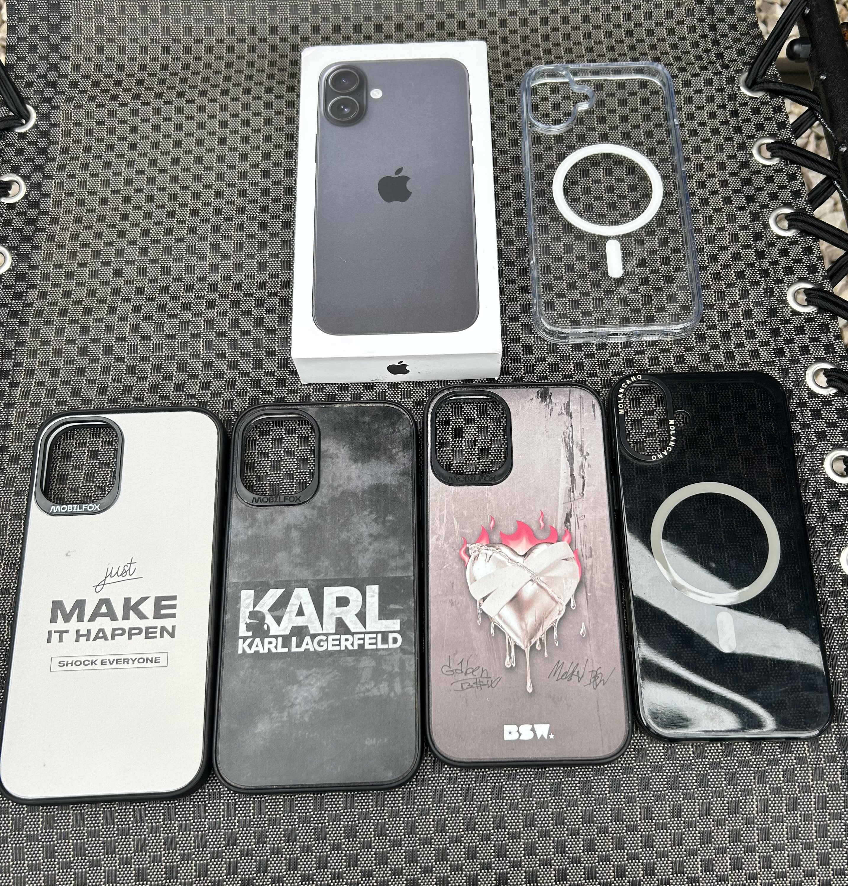 Iphone 16 plus 256 gb Fekete
