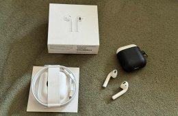 Apple AirPods2 fülhallgató