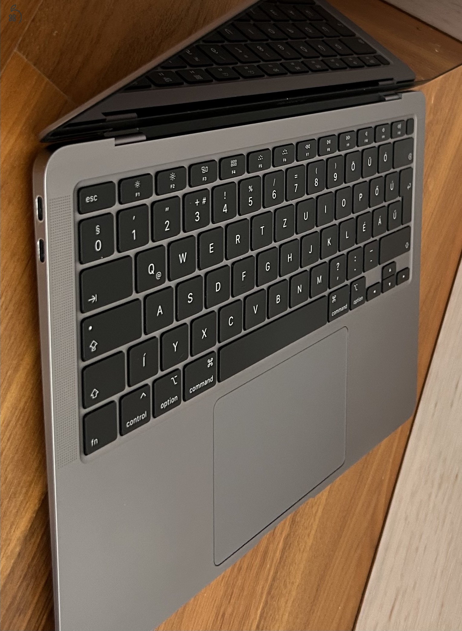 Apple Macbook Air 13 Retina 2020 Intel i5, 8GB RAM