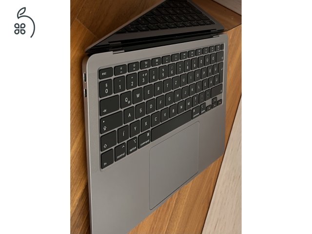 Apple Macbook Air 13 Retina 2020 Intel i5, 8GB RAM