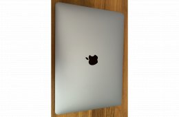 Apple Macbook Air 13 Retina 2020 Intel i5, 8GB RAM
