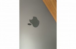 Apple Macbook Air 13 Retina 2020 Intel i5, 8GB RAM