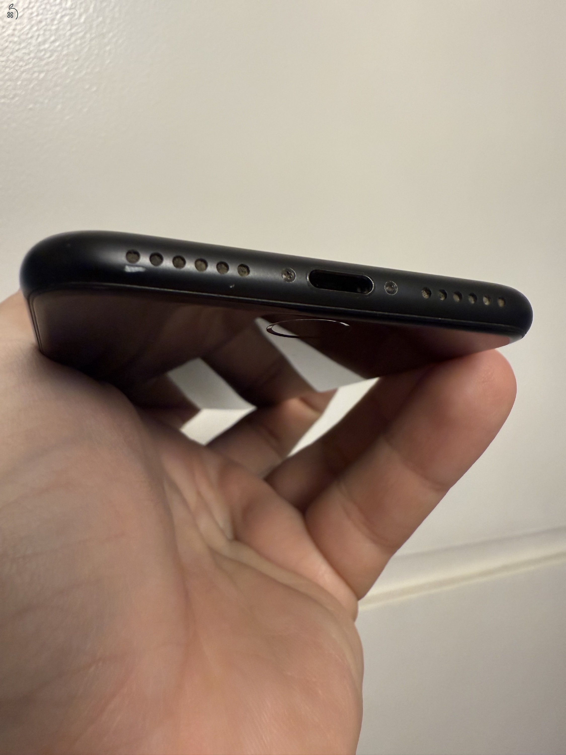 Apple iPhone 7 Fekete 32GB, Yettel