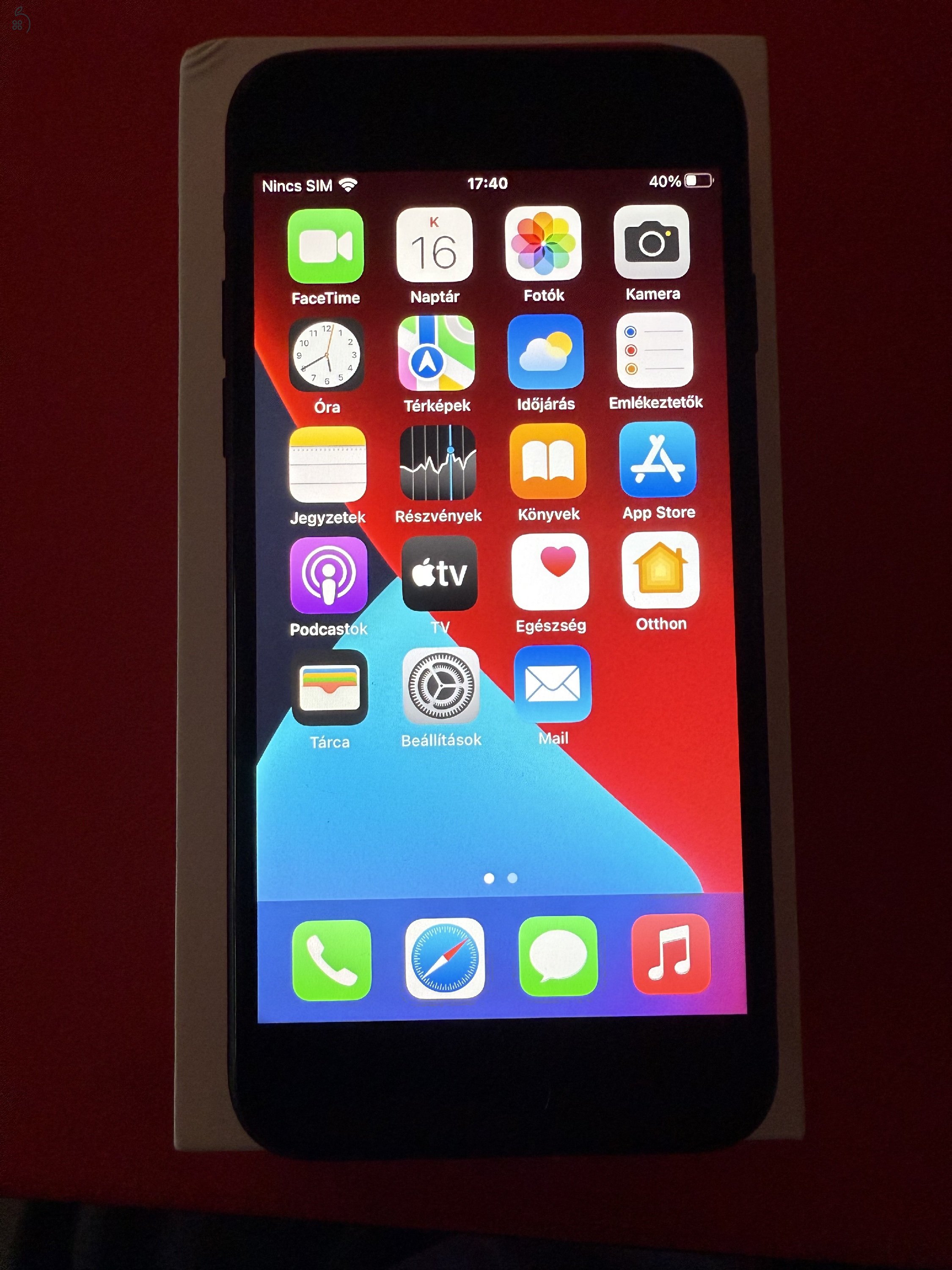 Apple iPhone 7 Fekete 32GB, Yettel