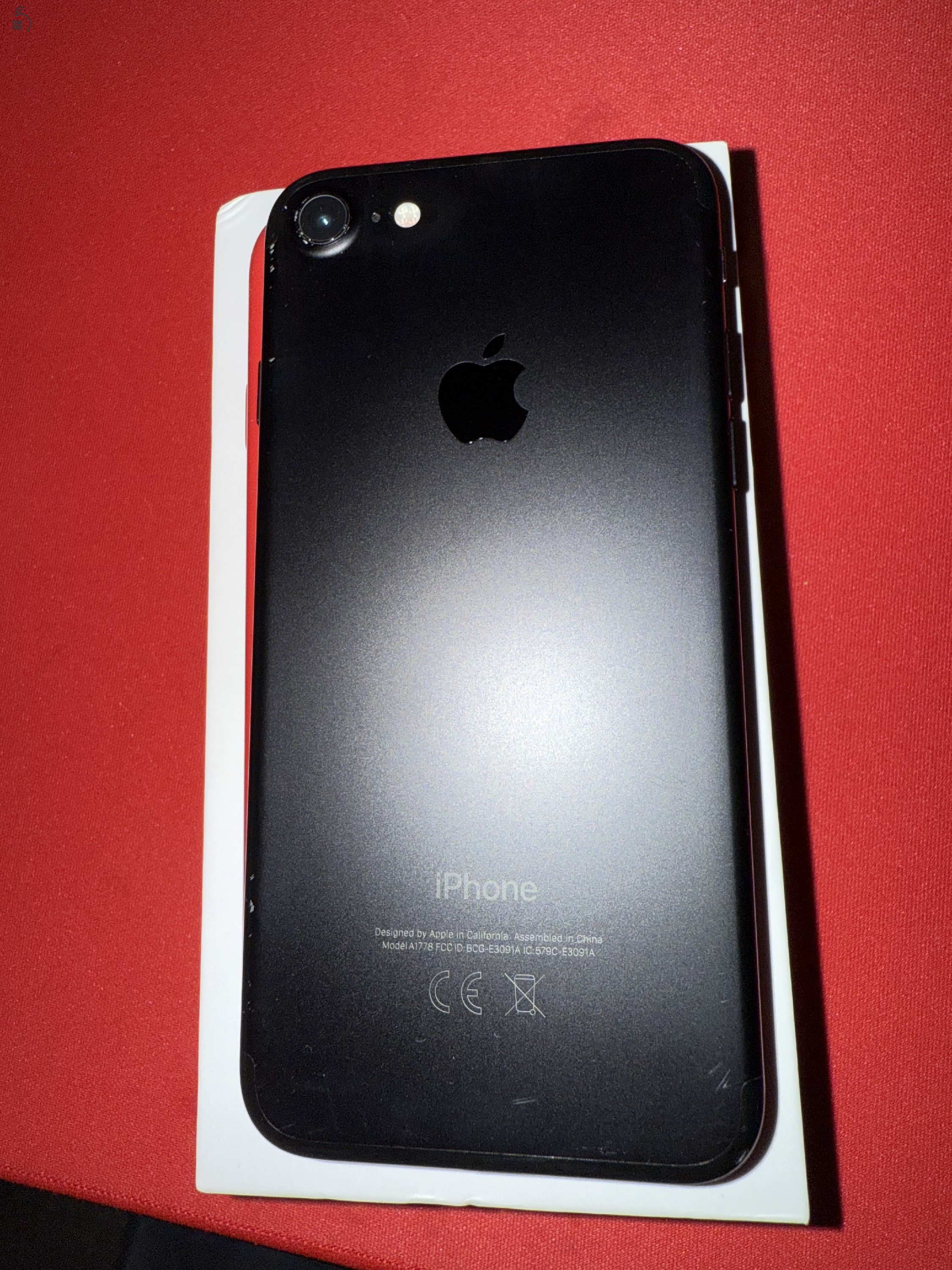 Apple iPhone 7 Fekete 32GB, Yettel