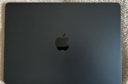 MacBook Air M2 (Midnight) / 13