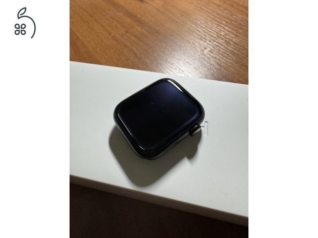 Apple Watch S8 45mm Midnight blue kitűnő + ajándék apple szíj