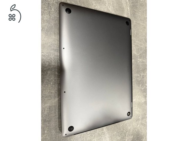 MacBook Pro 16