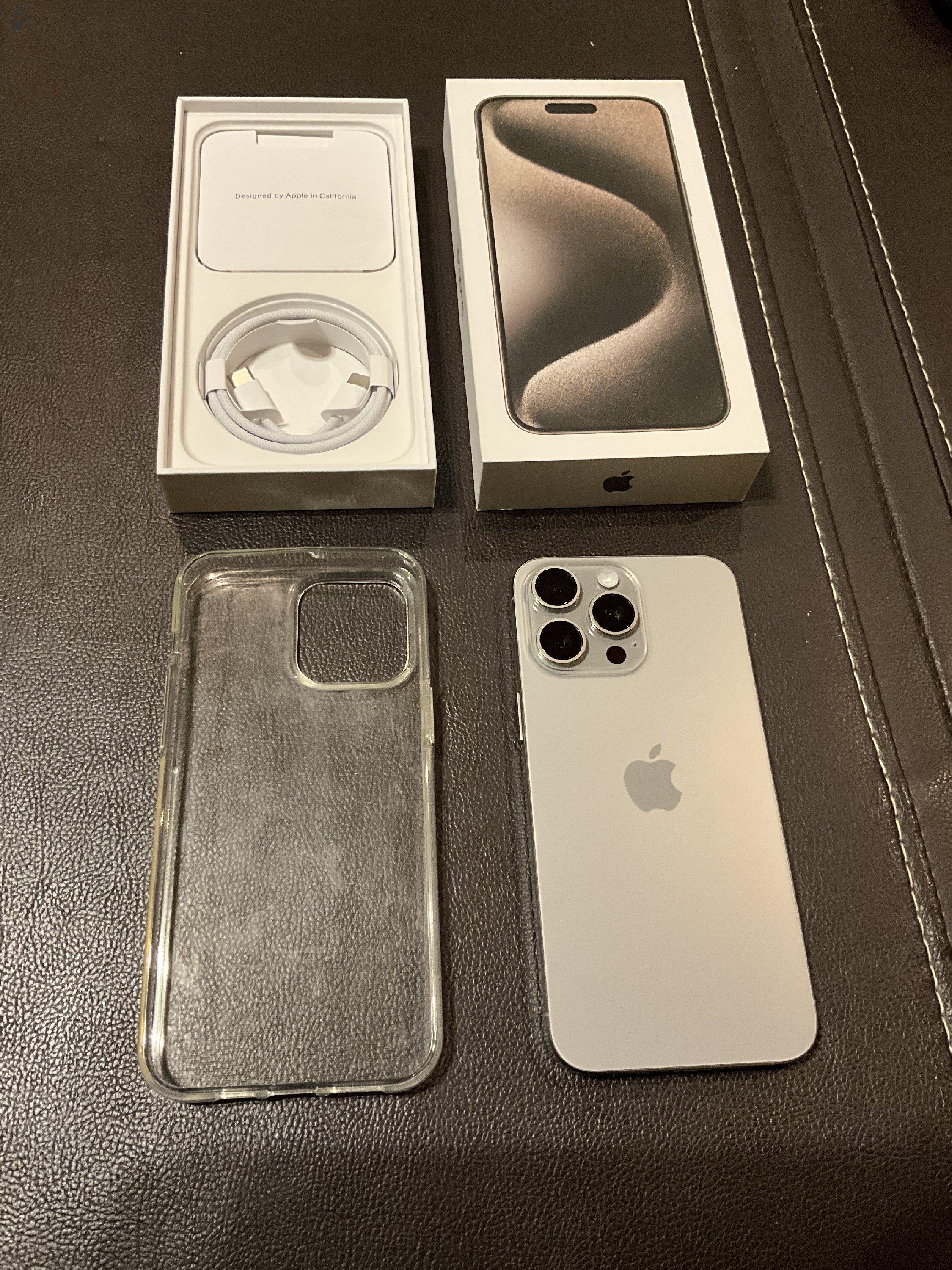 iPhone 15 Pro Max 512GB extrákkal eladó